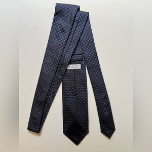 Barneys New York silk Tie pre owned excellent condition